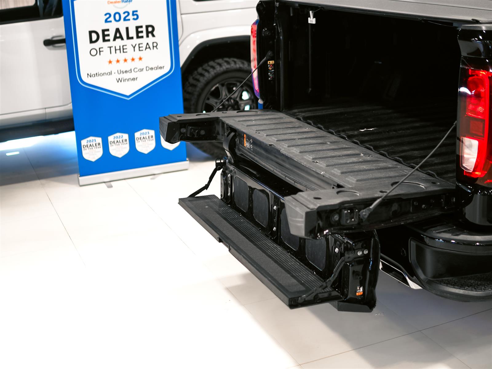 used 2024 GMC Sierra 1500 car, priced at $51,997