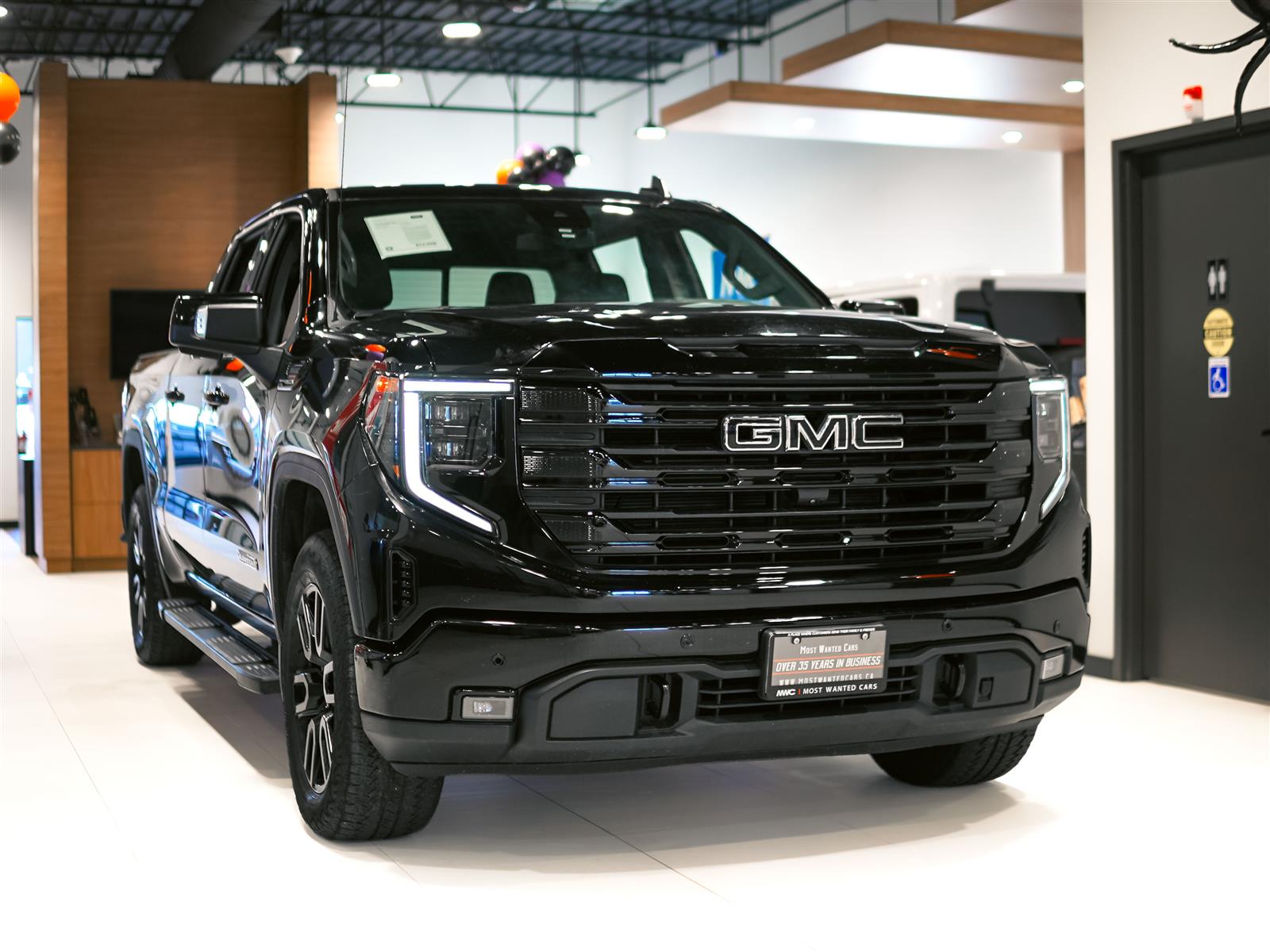 used 2024 GMC Sierra 1500 car, priced at $51,997