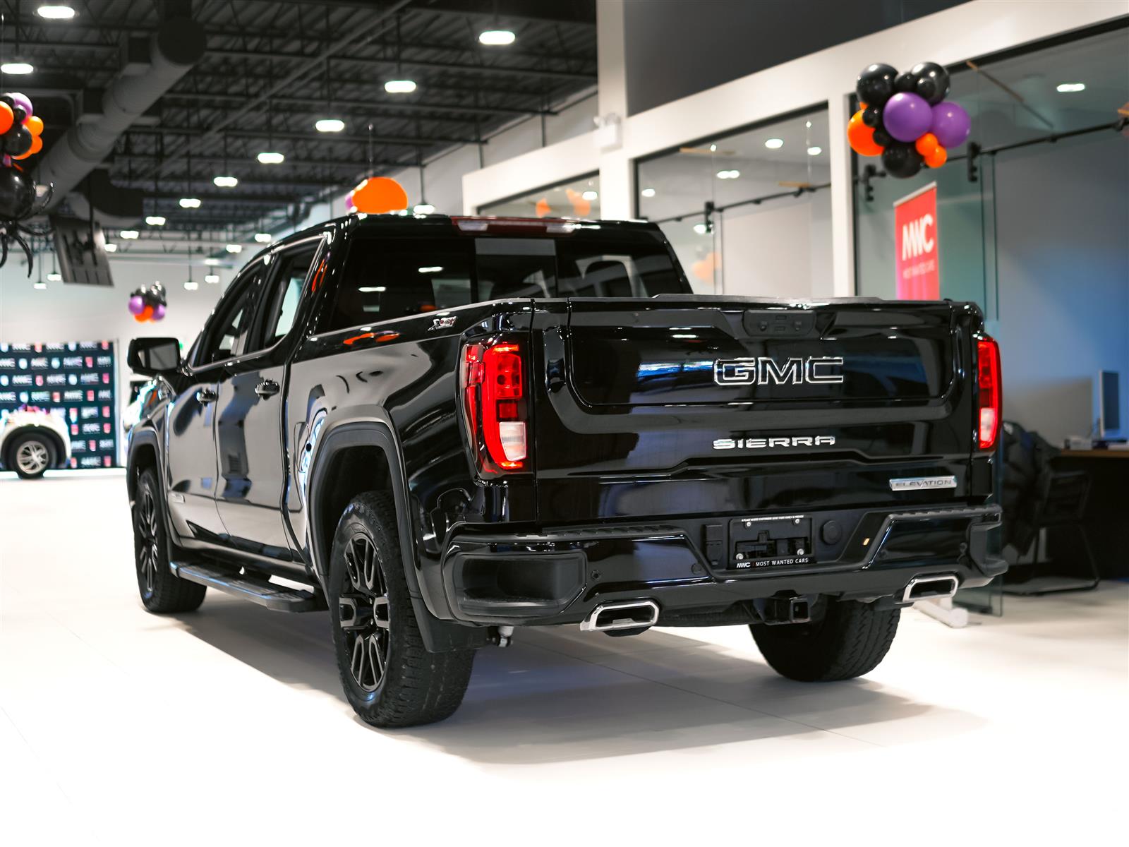 used 2024 GMC Sierra 1500 car, priced at $51,997