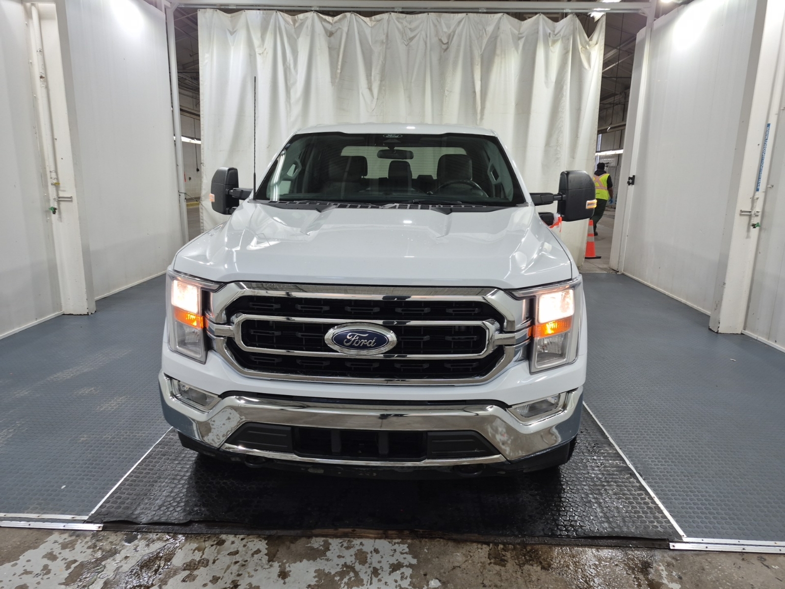 used 2022 Ford F-150 car, priced at $39,995