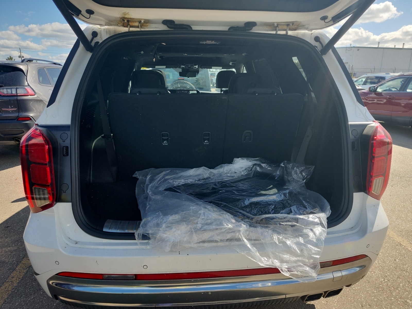 used 2023 Hyundai Palisade car, priced at $39,392