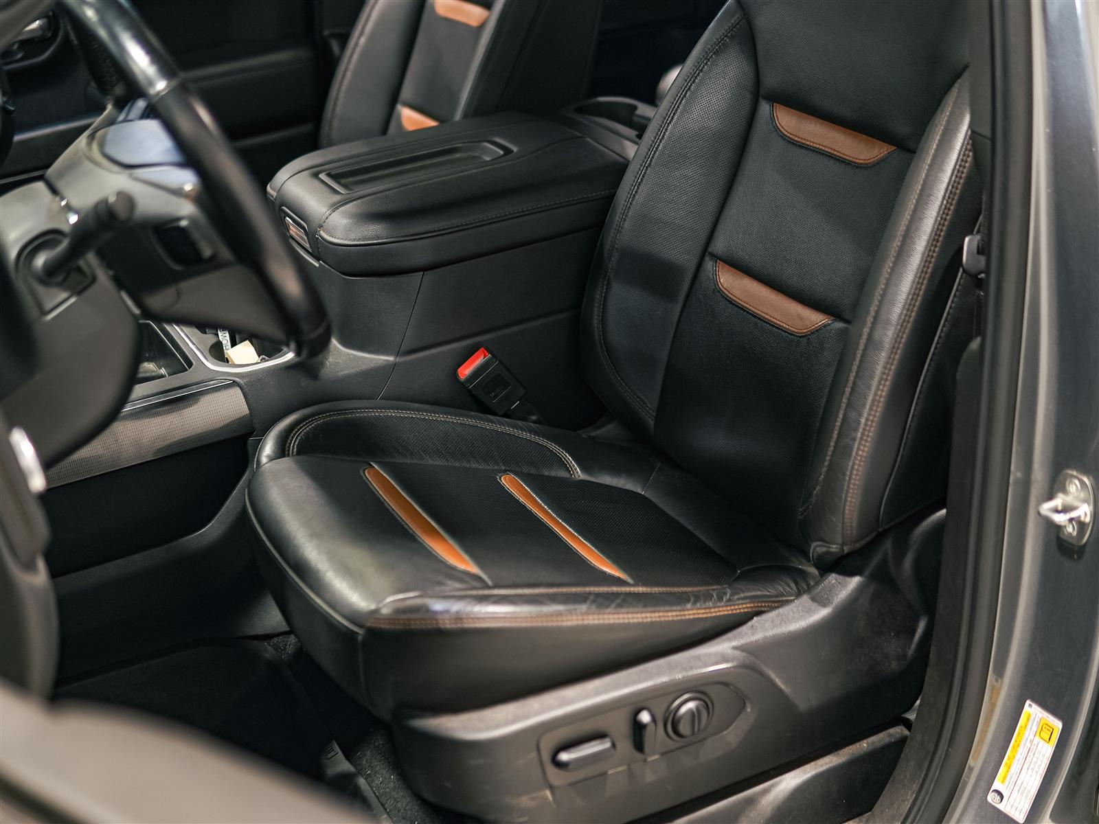 used 2021 GMC Sierra 1500 car, priced at $40,496