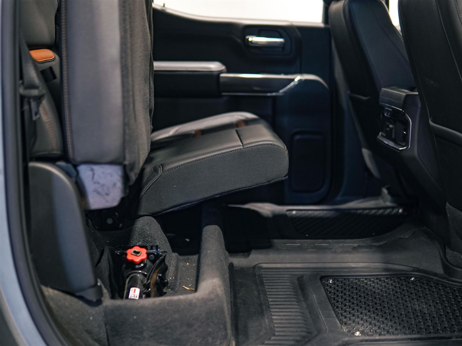 used 2021 GMC Sierra 1500 car, priced at $40,496
