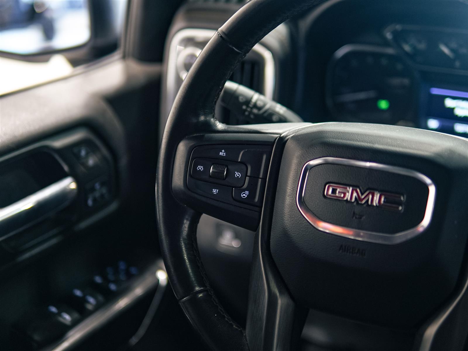 used 2021 GMC Sierra 1500 car, priced at $40,496