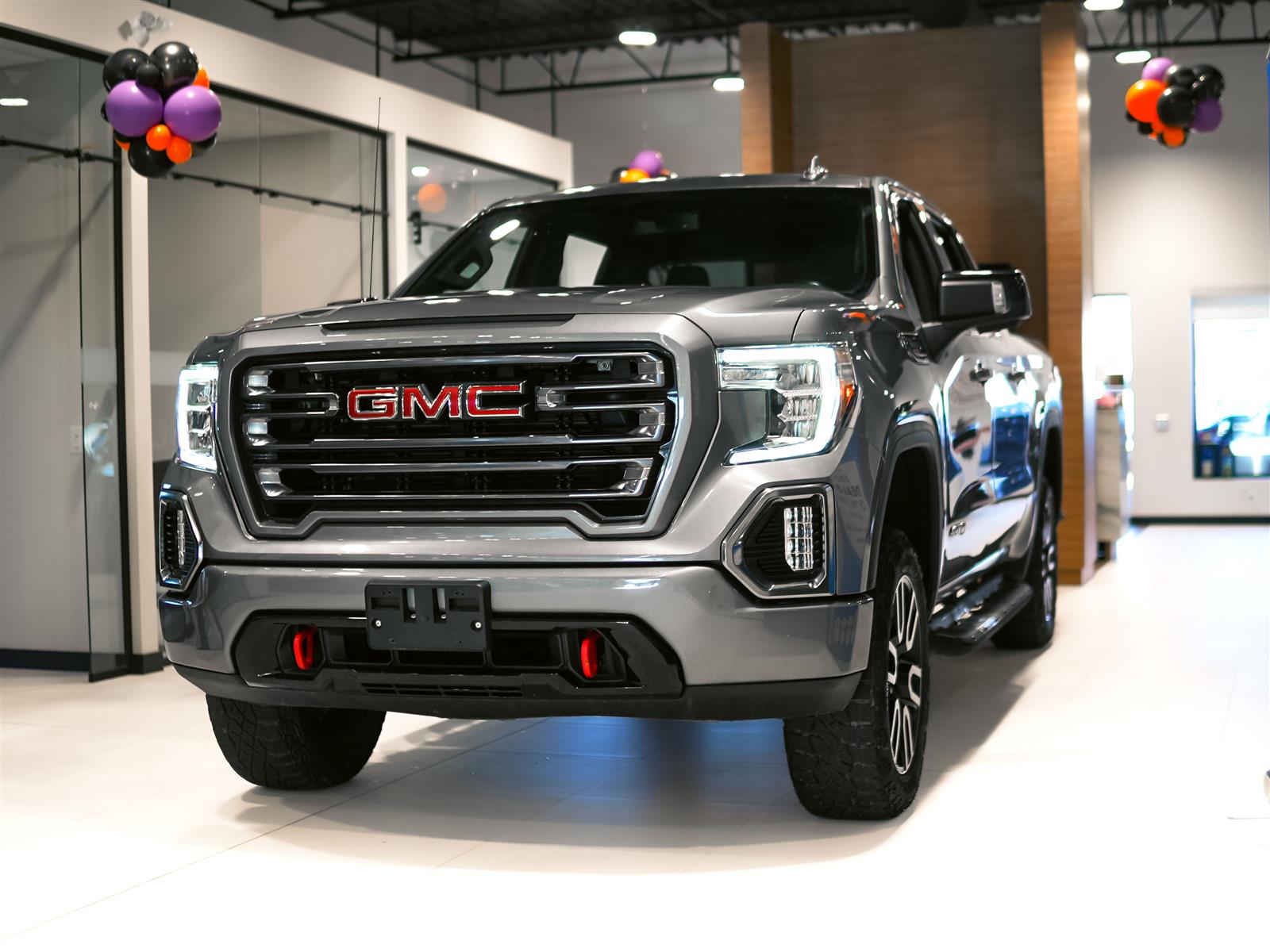 used 2021 GMC Sierra 1500 car, priced at $40,496