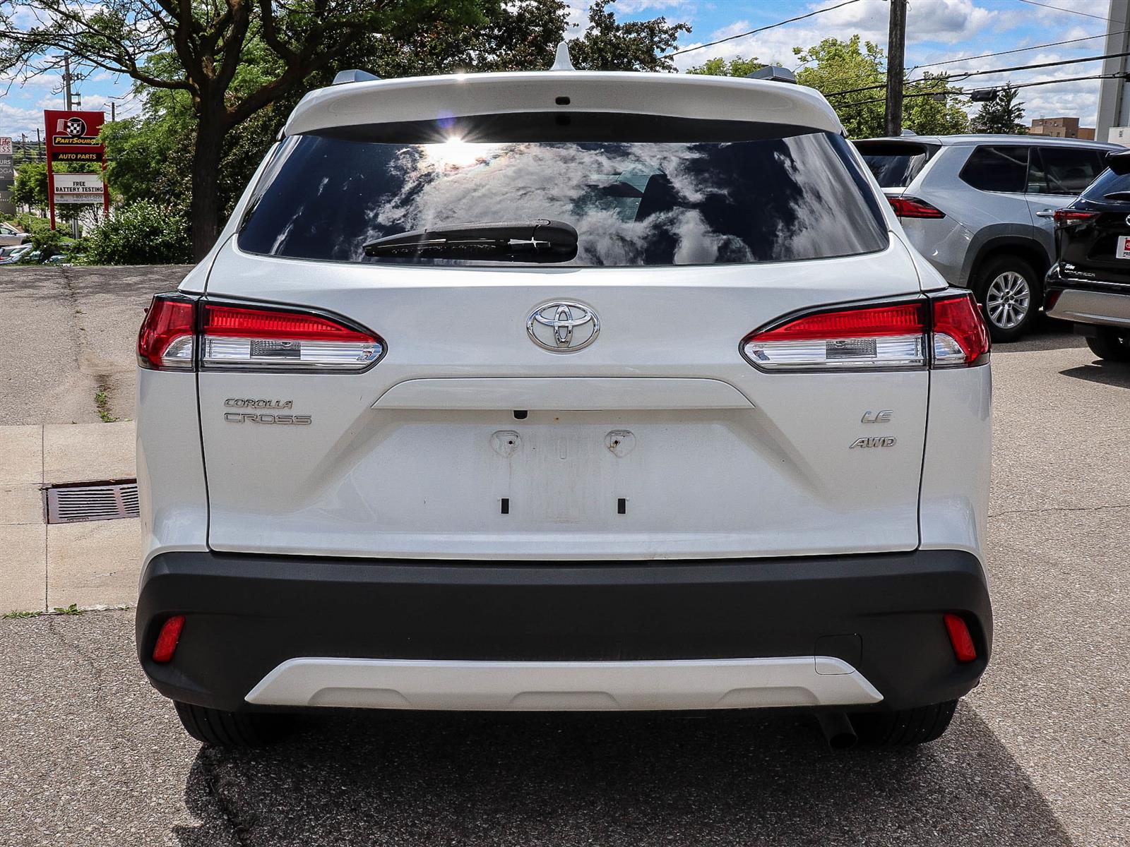 Toyota COROLLA CROSS LE