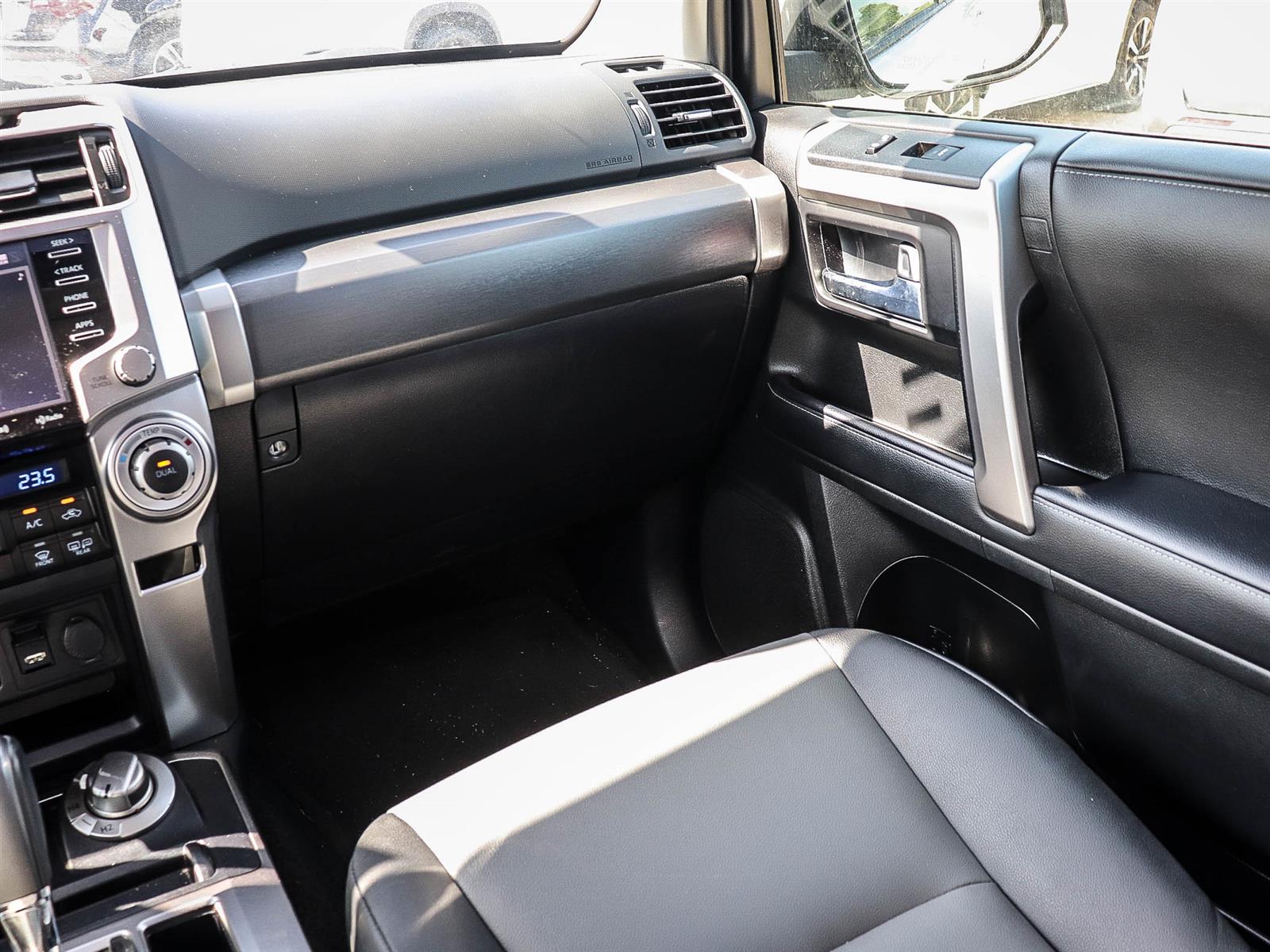 2024 Toyota 4Runner LB22 - Thumbnail 16
