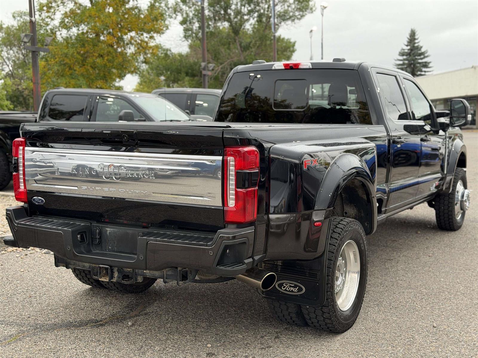 2024 Ford F-450 KING RANCH DRW 6.7L HI-OUTPUT FX4 | TWIN ROOF - Thumbnail 14