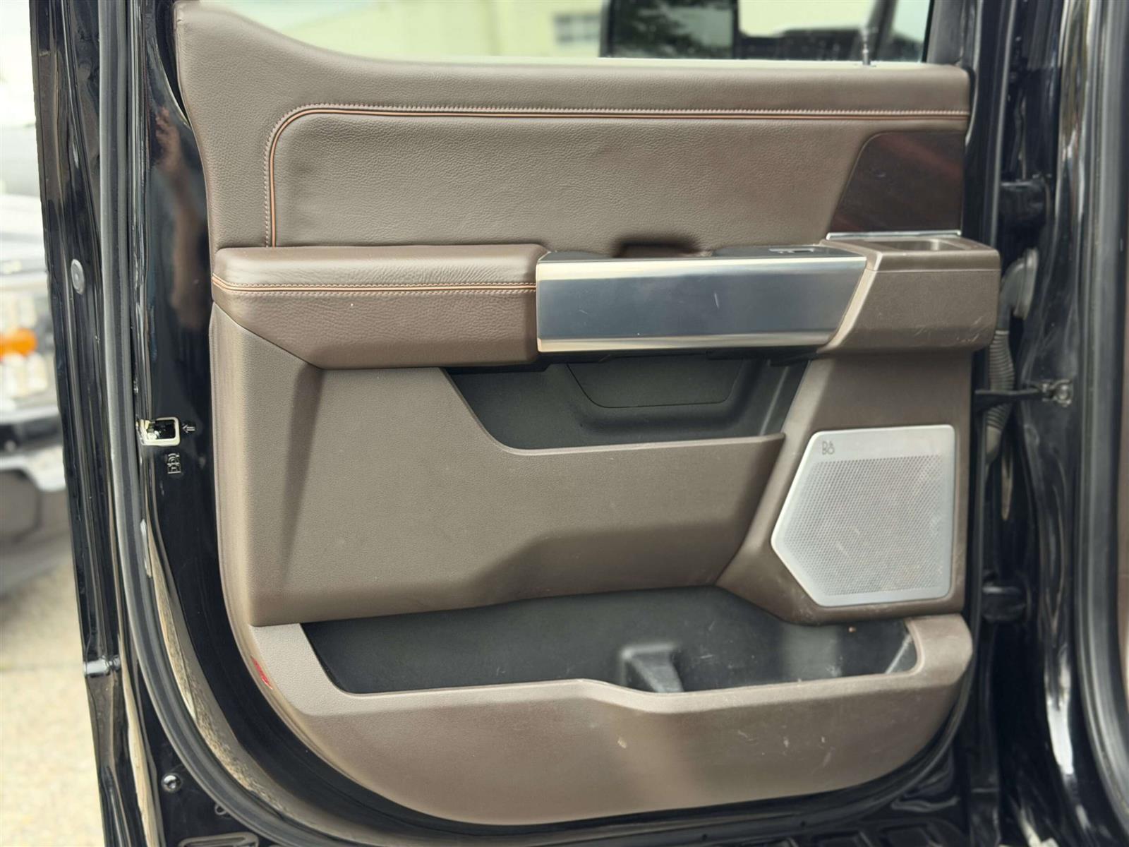 2024 Ford F-450 KING RANCH DRW 6.7L HI-OUTPUT FX4 | TWIN ROOF - Thumbnail 31