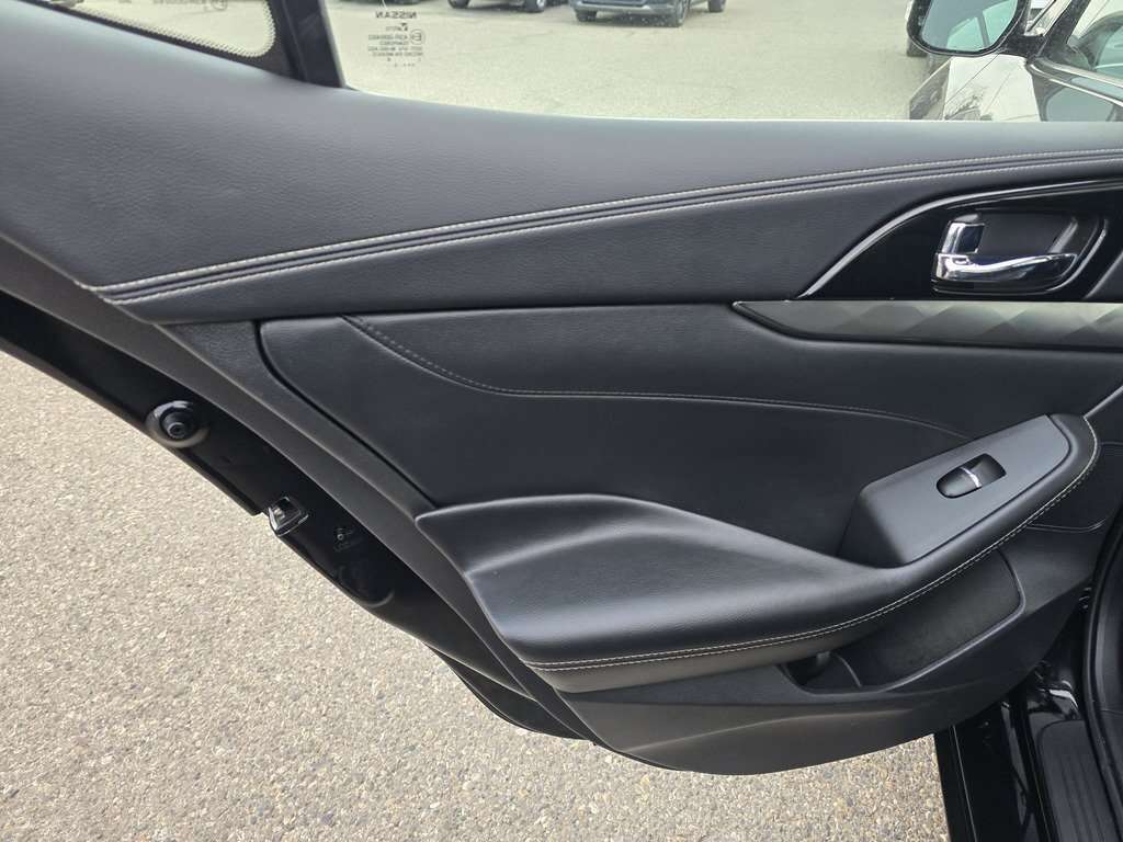 2023 Nissan Maxima SL | HEATED LEATHER | REM START | MOONROOF - Thumbnail 24