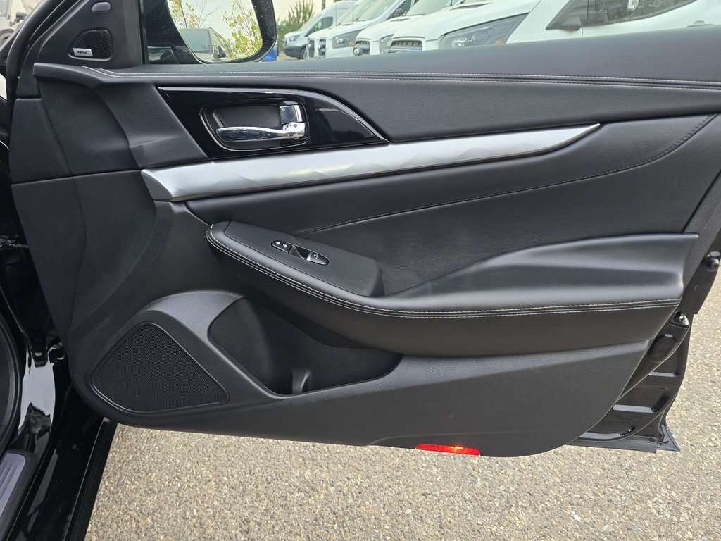 2023 Nissan Maxima SL | HEATED LEATHER | REM START | MOONROOF - Thumbnail 28