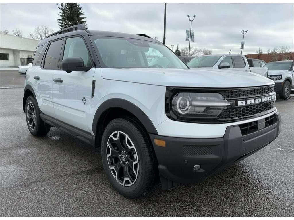 2026 Ford Bronco Sport Outer Banks | 300A: TECH PACKAGE | POWER MOONROOF - Thumbnail 12