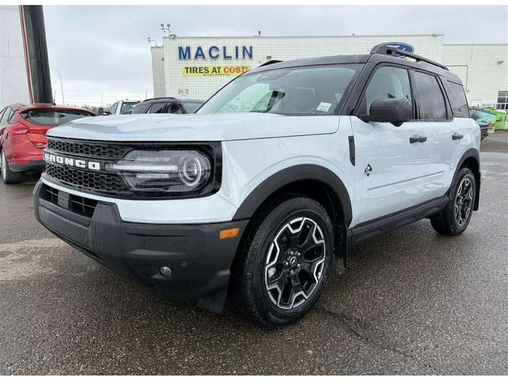 2026 Ford Bronco Sport Outer Banks | 300A: TECH PACKAGE | POWER MOONROOF - Thumbnail 5