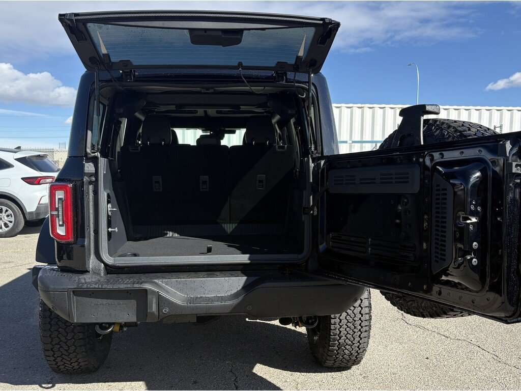 2026 Ford Bronco Badlands | 334A: HIGH/LUX PACKAGE | SASQUATCH PACK - Thumbnail 10