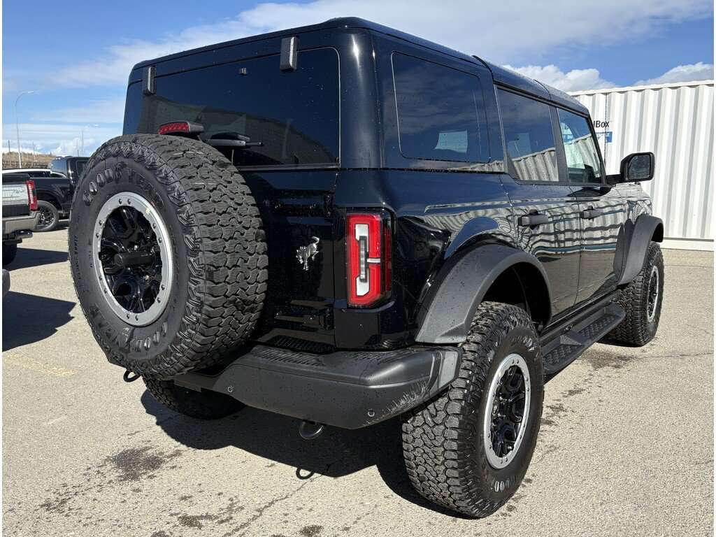 2026 Ford Bronco Badlands | 334A: HIGH/LUX PACKAGE | SASQUATCH PACK - Thumbnail 11