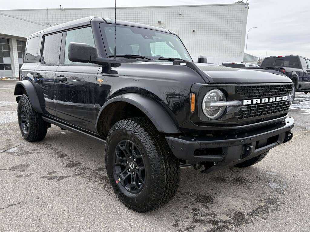 2026 Ford Bronco Badlands | 332A: BLACK APPEARANCE PACKAGE | HARD T - Thumbnail 12