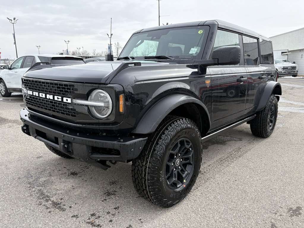2026 Ford Bronco Badlands | 332A: BLACK APPEARANCE PACKAGE | HARD T - Thumbnail 5