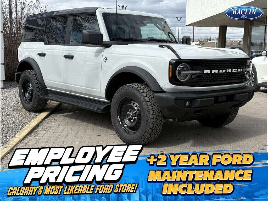 2026 Ford Bronco Outer Banks | 314A: BLACK APPEARANCE | HARD TOP - Main View