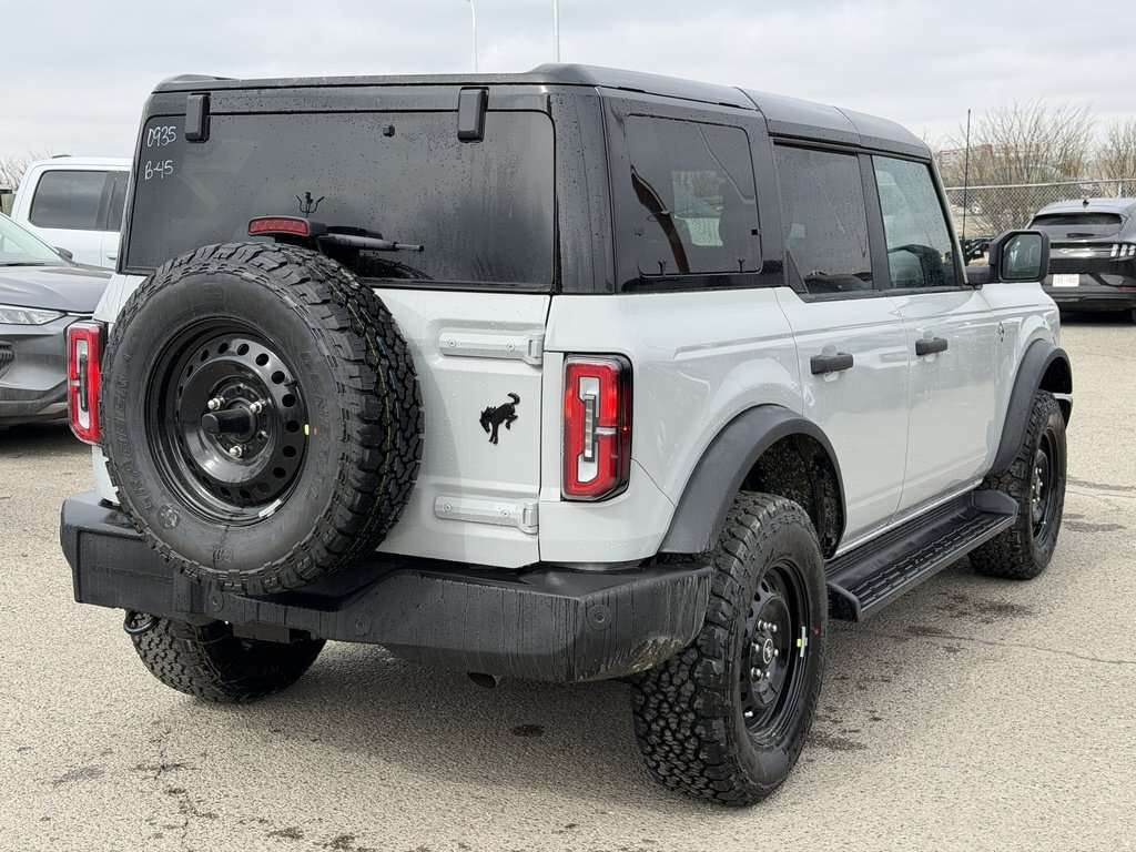 2026 Ford Bronco Outer Banks | 314A: BLACK APPEARANCE | HARD TOP - Thumbnail 11