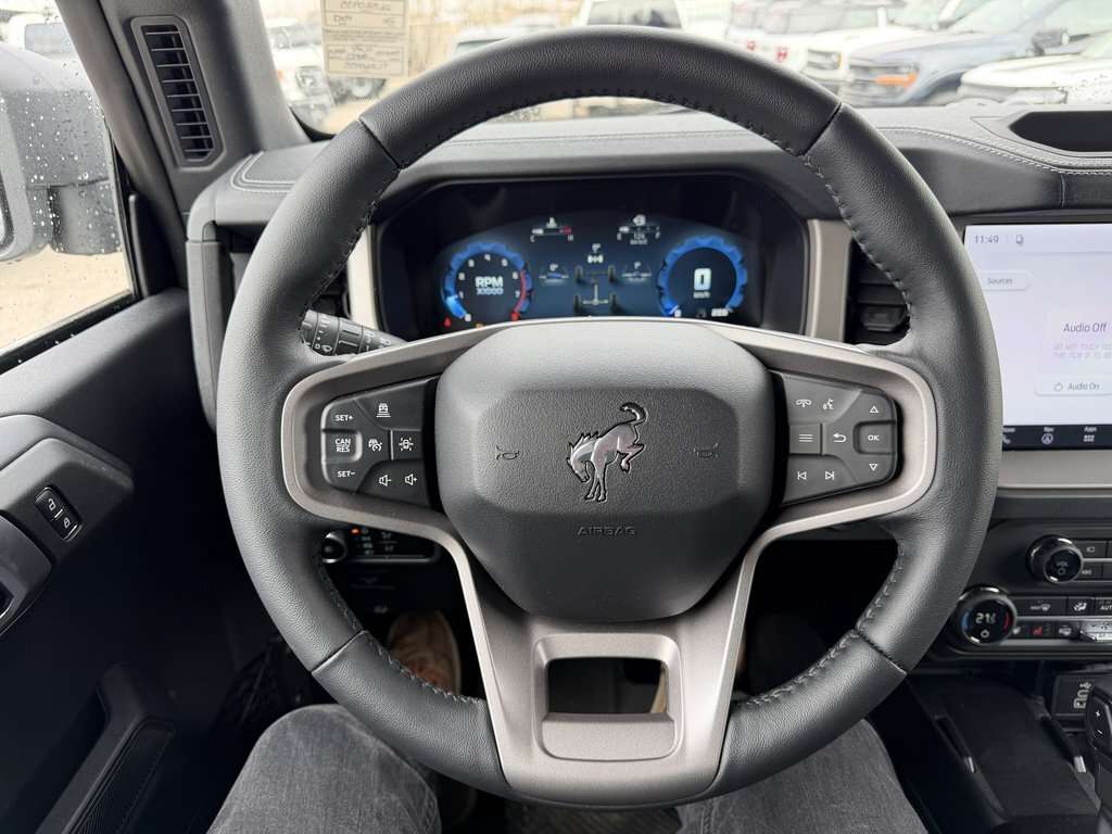 2026 Ford Bronco Outer Banks | 314A: BLACK APPEARANCE | HARD TOP - Thumbnail 18
