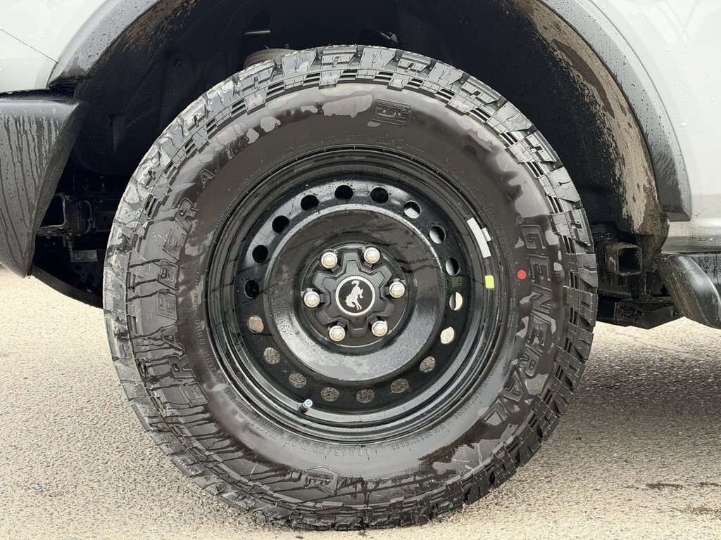 2026 Ford Bronco Outer Banks | 314A: BLACK APPEARANCE | HARD TOP - Thumbnail 6
