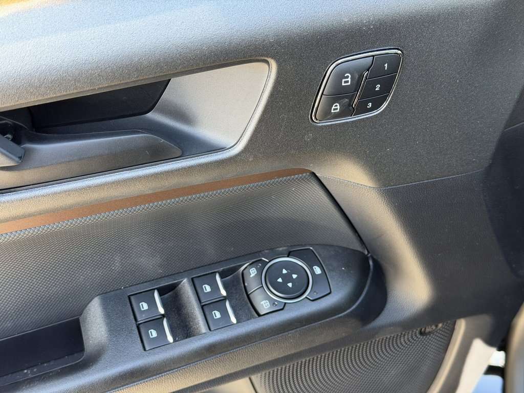 2026 Ford Bronco Sport Outer Banks | 300A:SASQUATCH PACKAGE | POWER MOONR - Thumbnail 14