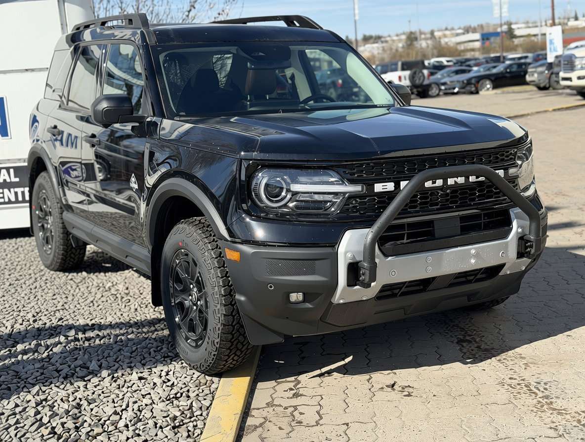 2026 Ford Bronco Sport Outer Banks | 300A:SASQUATCH PACKAGE | POWER MOONR - Thumbnail 2