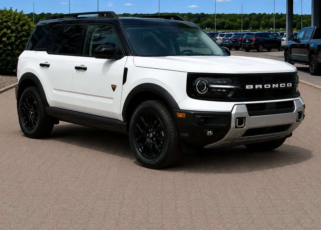 2026 Ford Bronco Sport Badlands | 400A: TECH PACKAGE | POWER MOONROOF - Thumbnail 2