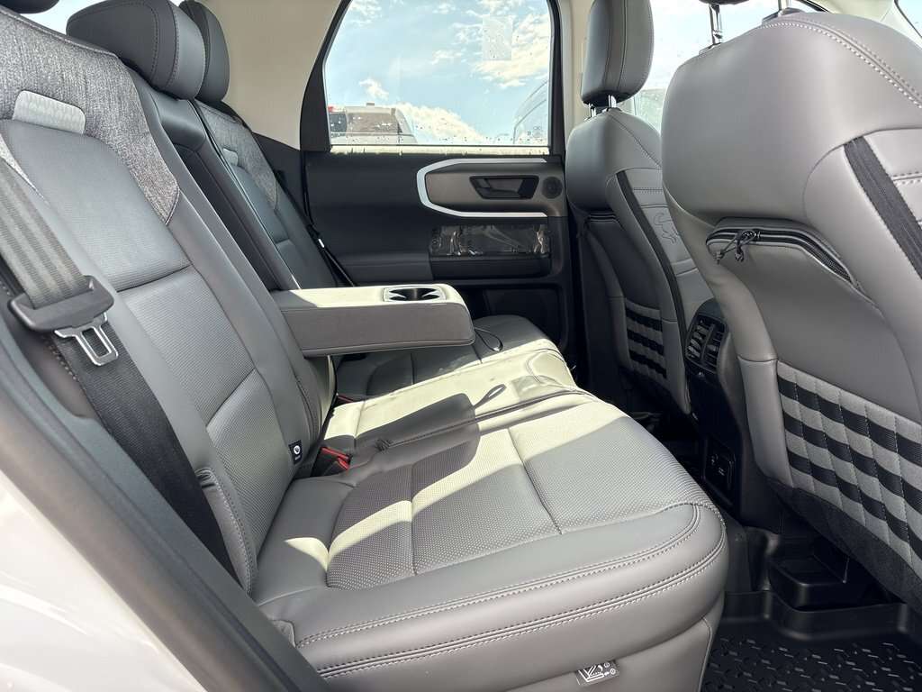 2026 Ford Bronco Sport Badlands | 400A: TECH PACKAGE | POWER MOONROOF - Thumbnail 30