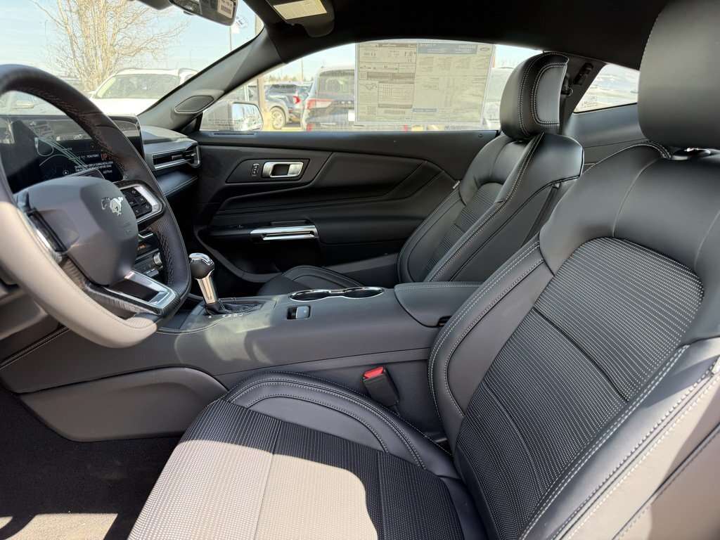 2026 Ford Mustang EcoBoost Premium | 201A: ACTIVE VALVE PERFORMANCE - Thumbnail 16