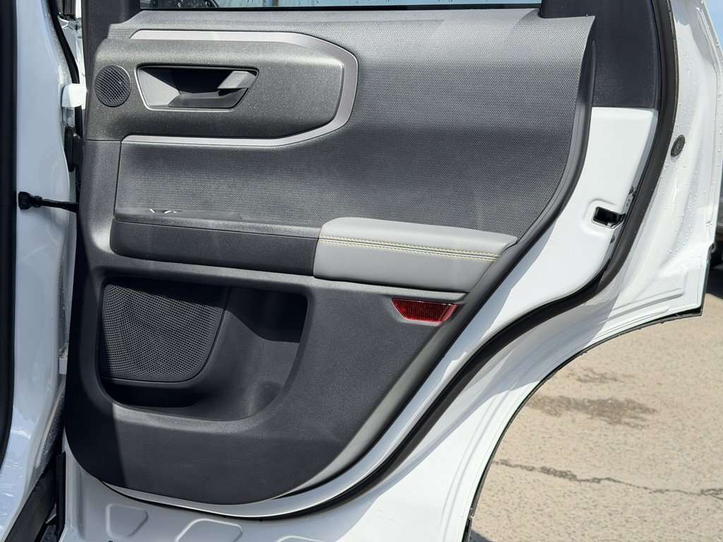 2026 Ford Bronco Sport Badlands | 400A: SASQUATCH PACKAGE | POWER MOONROO - Thumbnail 30