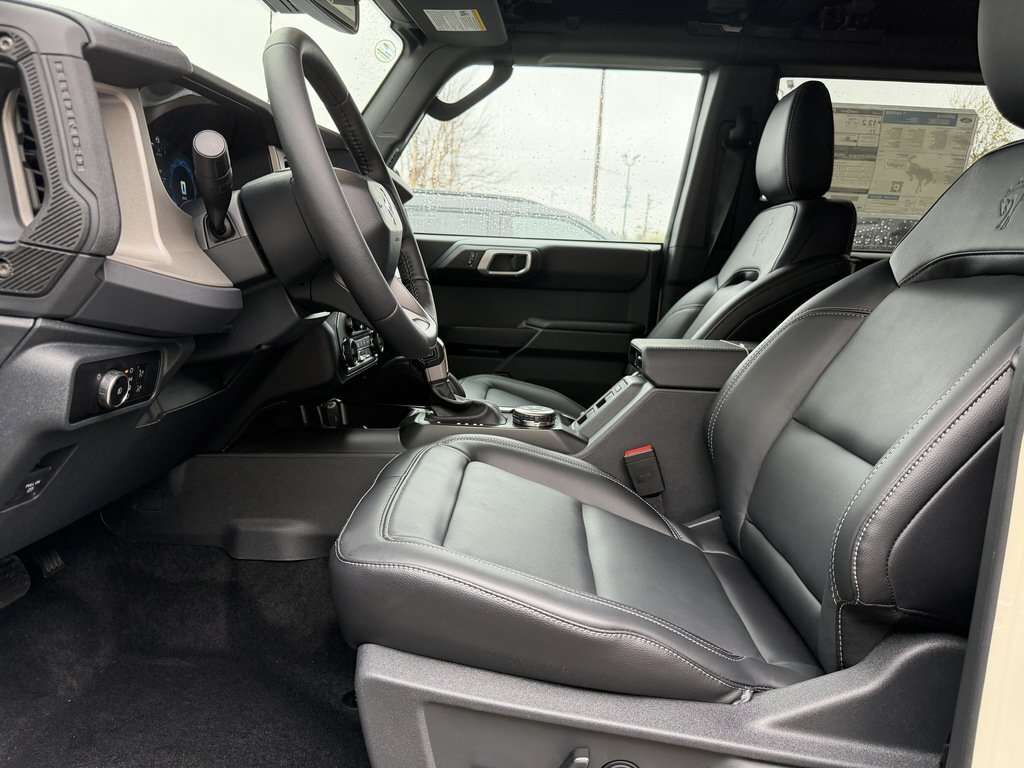 2026 Ford Bronco Outer Banks | 314A: HIGH/LUX PACKAGE | SASQUATCH P - Thumbnail 15