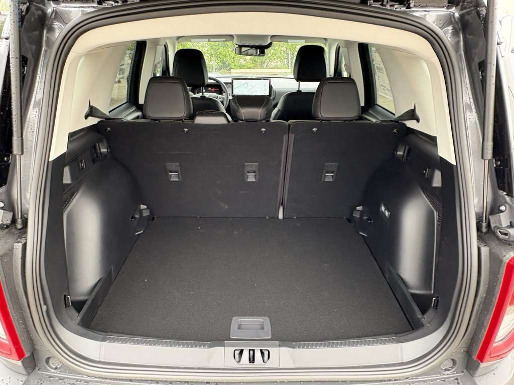 2026 Ford Bronco Sport Outer Banks | 300A: TECH PACKAGE | POWER MOONROOF - Thumbnail 11