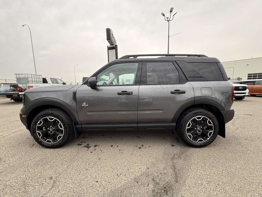 2026 Ford Bronco Sport Outer Banks | 300A: TECH PACKAGE | POWER MOONROOF - Thumbnail 8