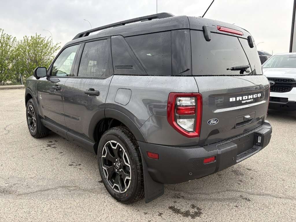 2026 Ford Bronco Sport Outer Banks | 300A: TECH PACKAGE | POWER MOONROOF - Thumbnail 9
