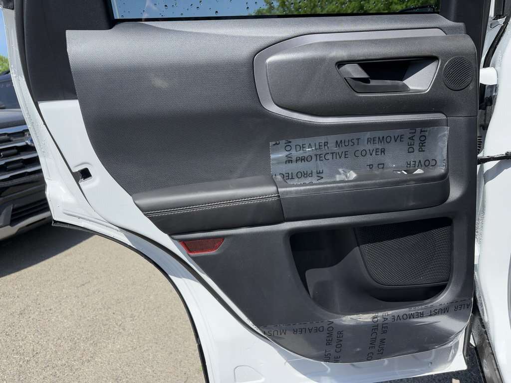 2026 Ford Bronco Sport Outer Banks | 300A: SASQUATCH PACKAGE | TECH PACKA - Thumbnail 30