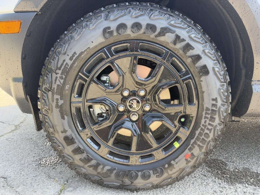 2026 Ford Bronco Sport Outer Banks | 300A: SASQUATCH PACKAGE | TECH PACKA - Thumbnail 6