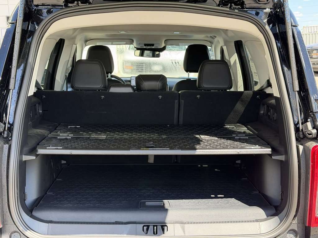 2026 Ford Bronco Sport Outer Banks | 300A: TECH PACKAGE | POWER MOONROOF - Thumbnail 10