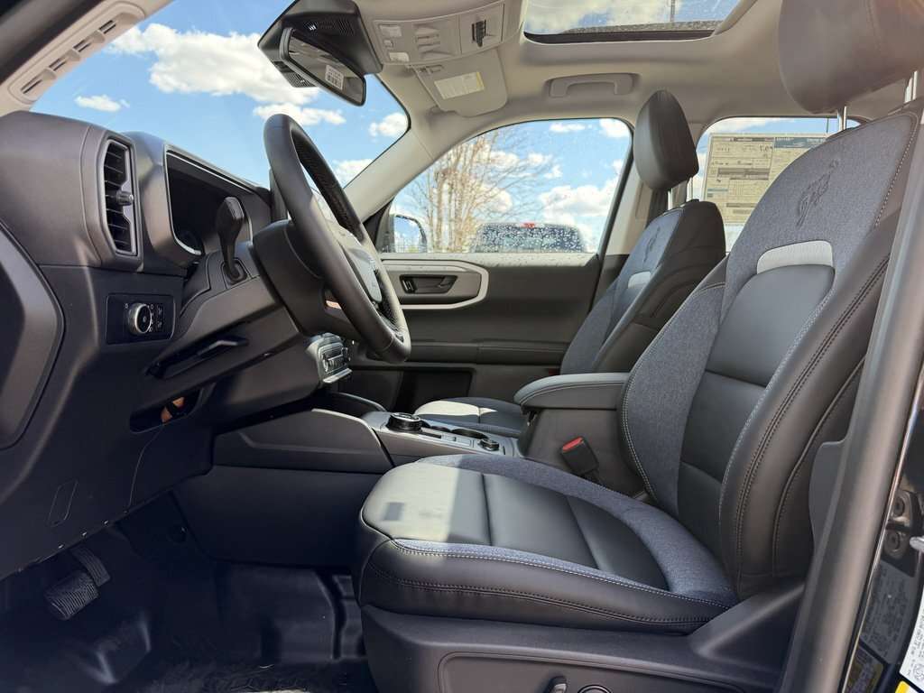 2026 Ford Bronco Sport Outer Banks | 300A: TECH PACKAGE | POWER MOONROOF - Thumbnail 17