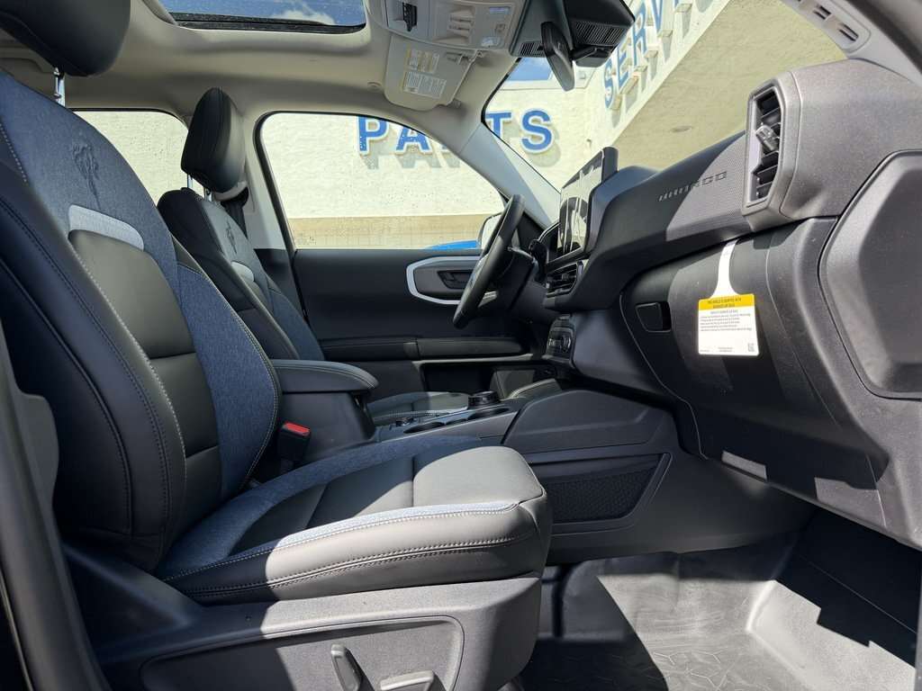 2026 Ford Bronco Sport Outer Banks | 300A: TECH PACKAGE | POWER MOONROOF - Thumbnail 32