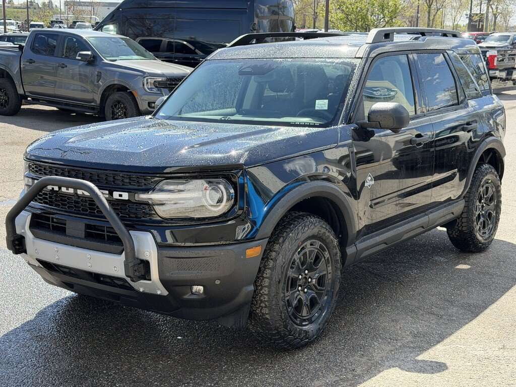 2026 Ford Bronco Sport Outer Banks | 300A: TECH PACKAGE | POWER MOONROOF - Thumbnail 5