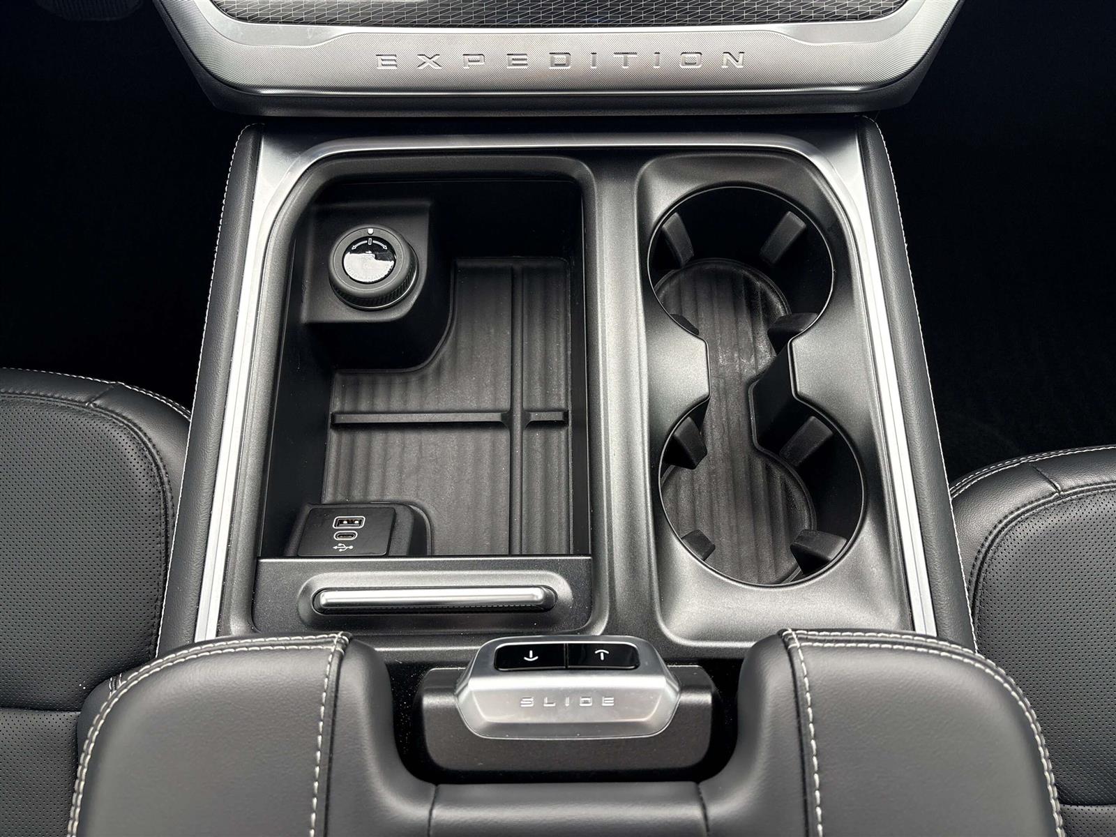 2026 Ford Expedition PLATINUM HIGH OUTPUT STEALTH PERFORMANCE - Thumbnail 21