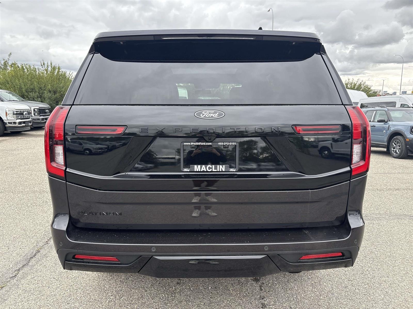 2026 Ford Expedition PLATINUM HIGH OUTPUT STEALTH PERFORMANCE - Thumbnail 9