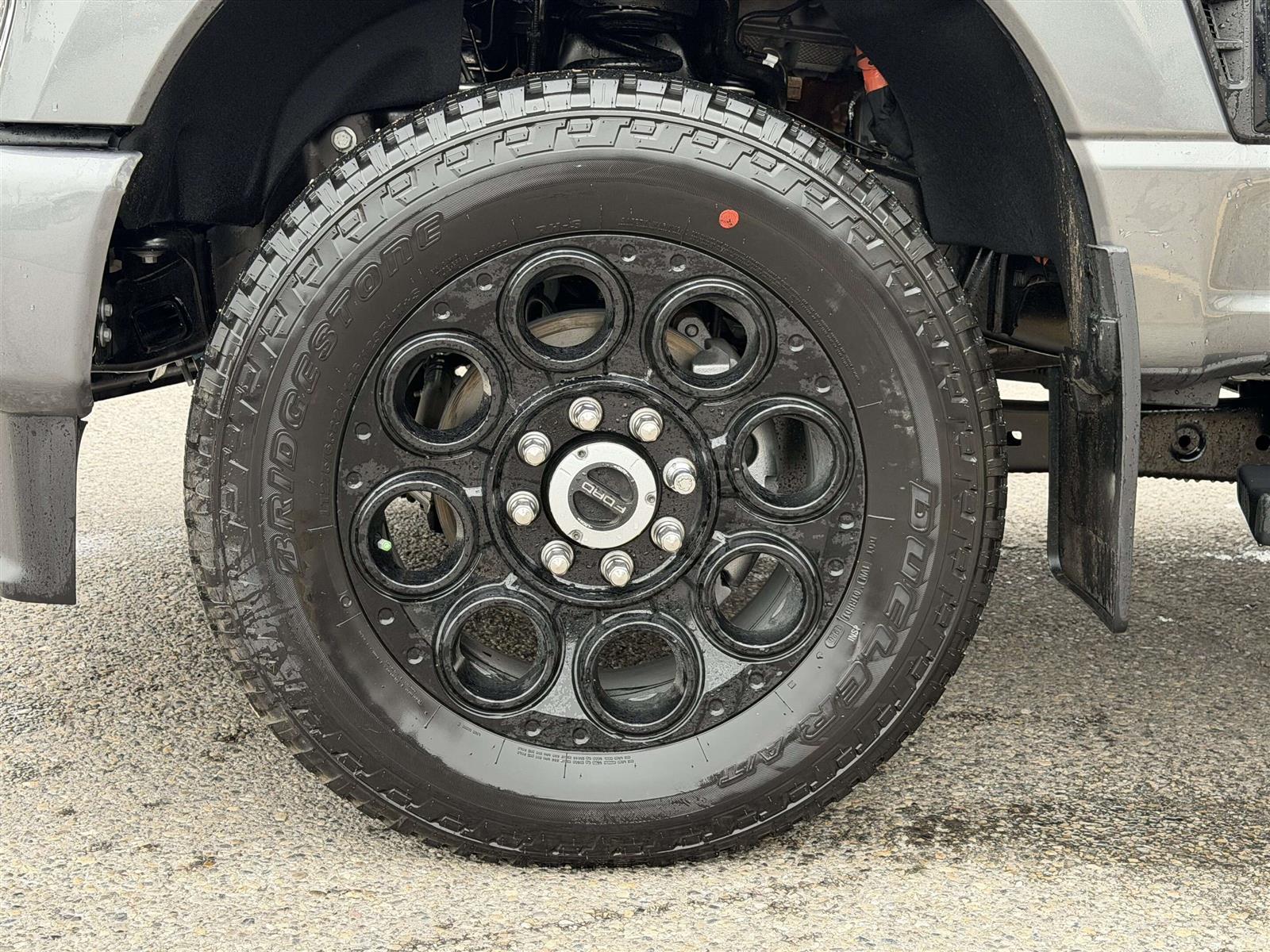 2026 Ford F-350 XLT | 613A: FX4 OFF-ROAD PACKAGE | PREMIUM PACKAGE - Thumbnail 6