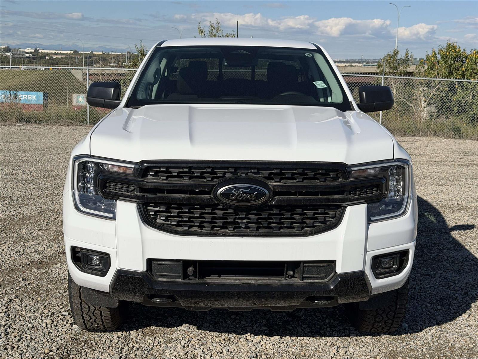 2026 Ford Ranger XLT | 301A: BLACK APPEARANCE | TRAILER TOW PACKAGE - Thumbnail 4