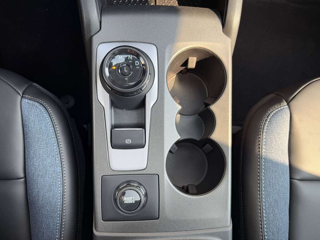 2026 Ford Bronco Sport Outer Banks | 300A: TECH PACKAGE | POWER MOONROOF - Thumbnail 24
