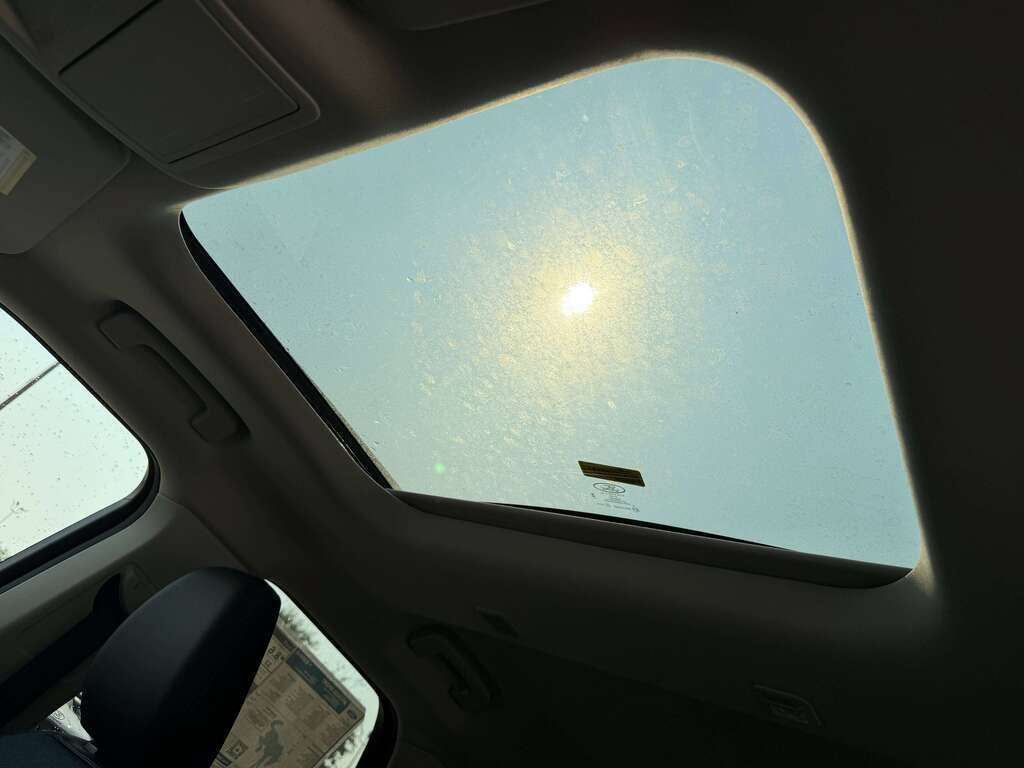 2026 Ford Bronco Sport Outer Banks | 300A: TECH PACKAGE | POWER MOONROOF - Thumbnail 26
