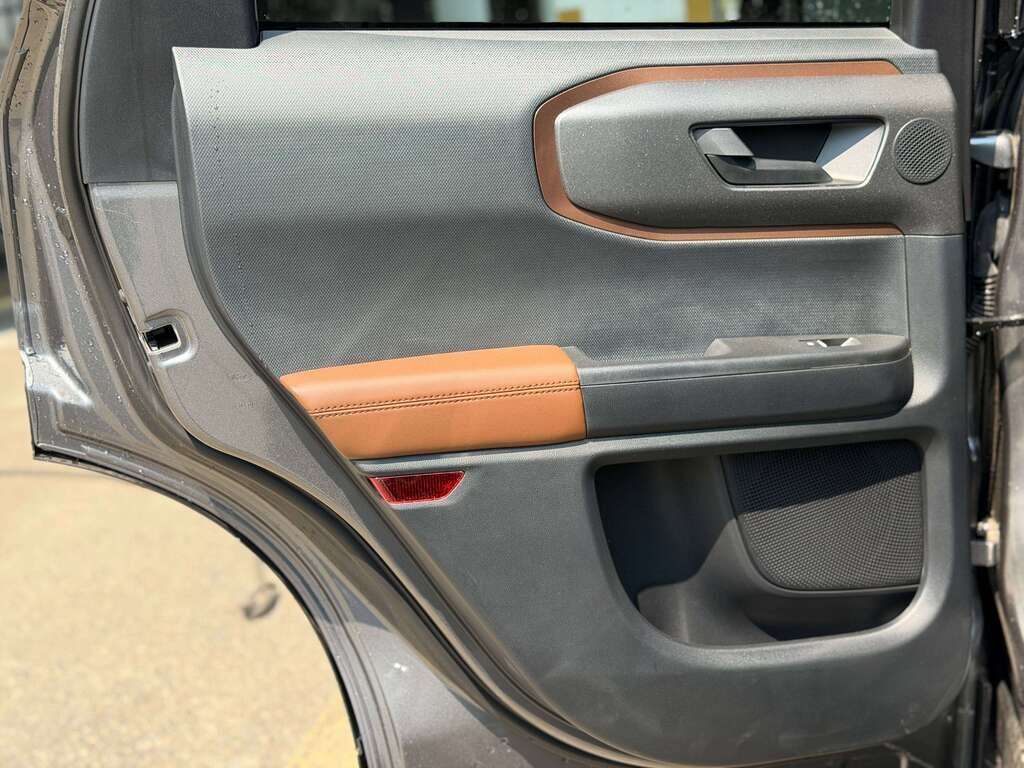2026 Ford Bronco Sport Outer Banks | 300A: TECH PACKAGE | TOPO GRAPHICS | - Thumbnail 27