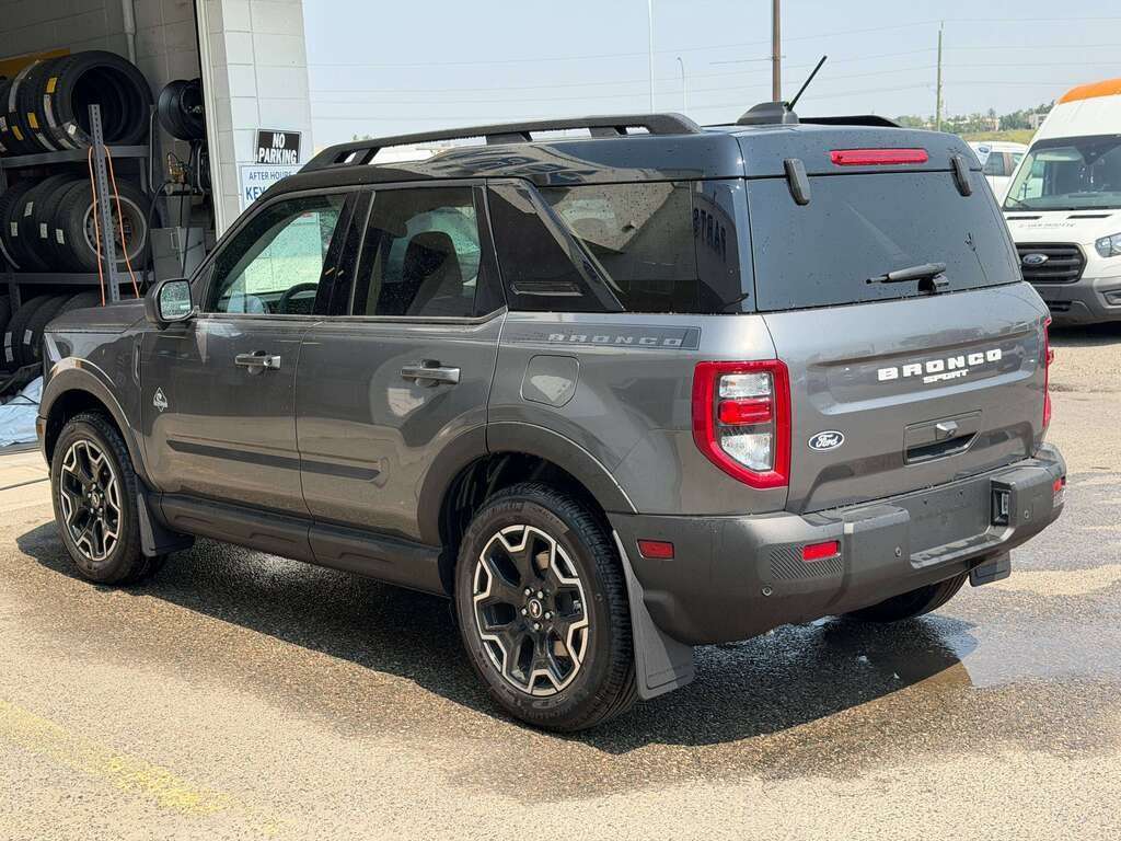 2026 Ford Bronco Sport Outer Banks | 300A: TECH PACKAGE | TOPO GRAPHICS | - Thumbnail 8