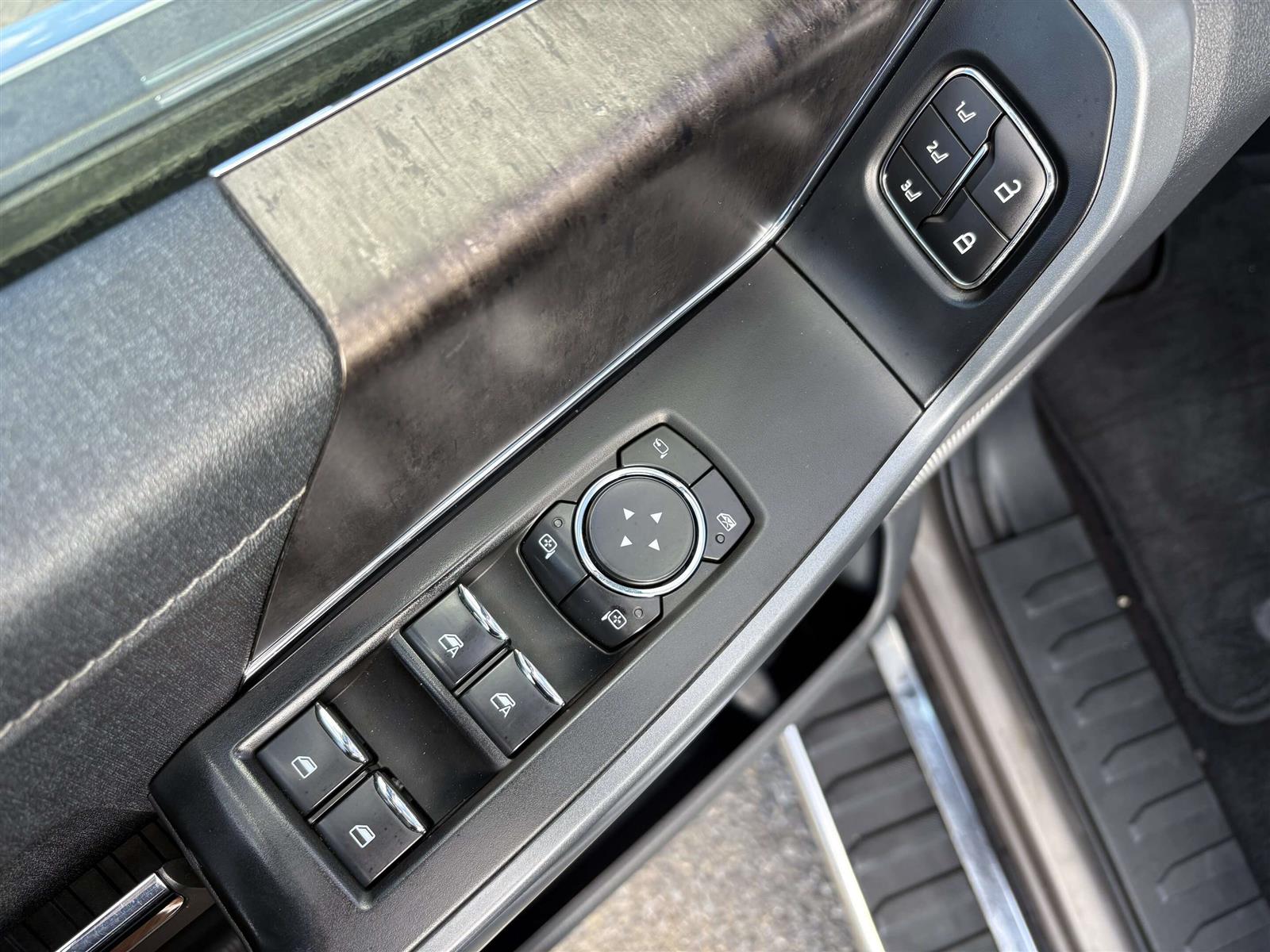 2023 Ford F-150 LARIAT 502A | HTD/CLD LEATHER | COPILOT 360 - Thumbnail 16
